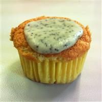 low fat vanilla cupcakes with lemon icing