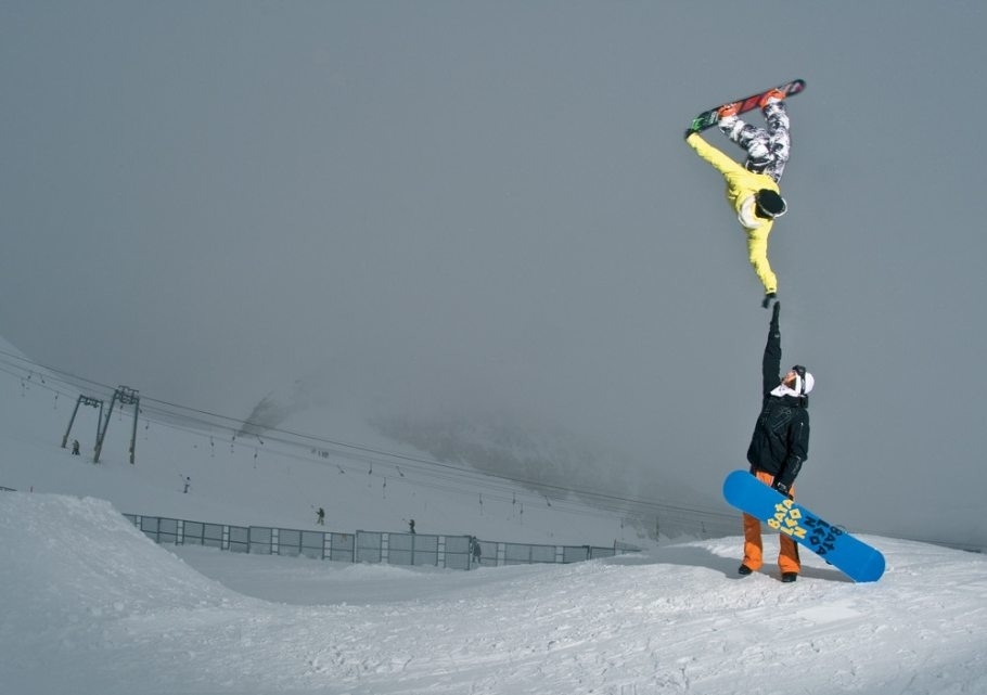 snowboarder tyler chorlton pulls off the highest of fives